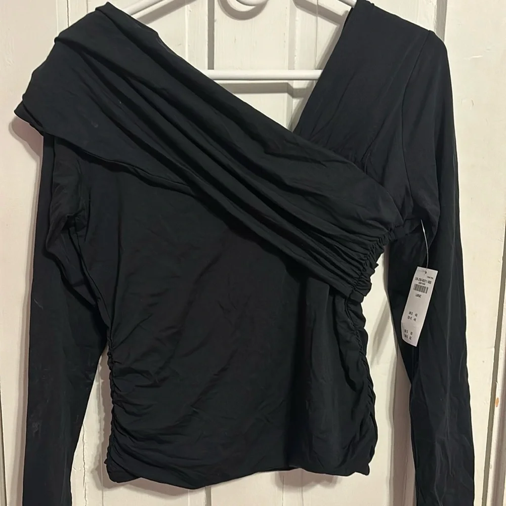 Abercrombie & Fitch Black Asymmetrical Ruched Long Sleeve Top - Picture 3 of 4